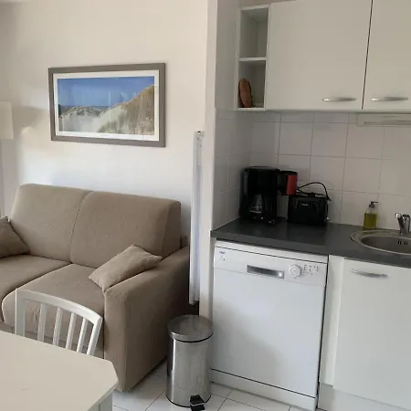 Proche Avec Parking Et Balcon - Fr-1-482-102 Apartmán